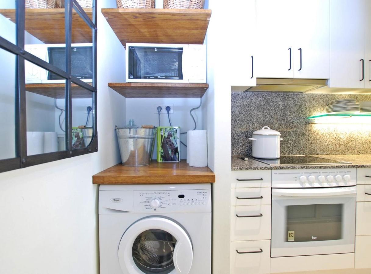 Blue Fridge Apartmen - Blue Fridge Apartmen - Ideal For Couples, Near Beach And Well Connected Lejlighed Vilassar De Mar Eksteriør billede