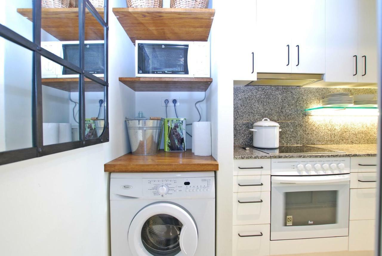 Blue Fridge Apartmen - Blue Fridge Apartmen - Ideal For Couples, Near Beach And Well Connected Lejlighed Vilassar De Mar Eksteriør billede