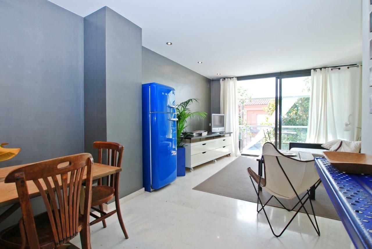 Blue Fridge Apartmen - Blue Fridge Apartmen - Ideal For Couples, Near Beach And Well Connected Lejlighed Vilassar De Mar Eksteriør billede